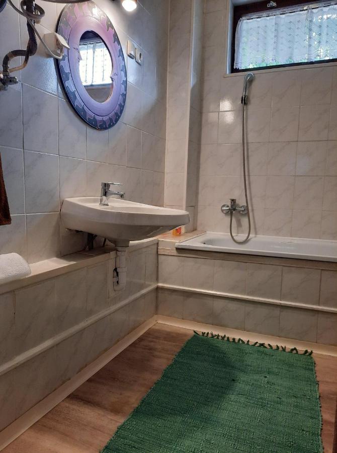Ket Cseresznye Vendeghaz Siófok Exterior foto